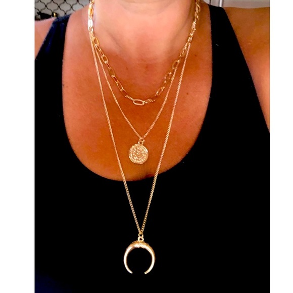 Jewelry - New Gold Triple Layer Necklace